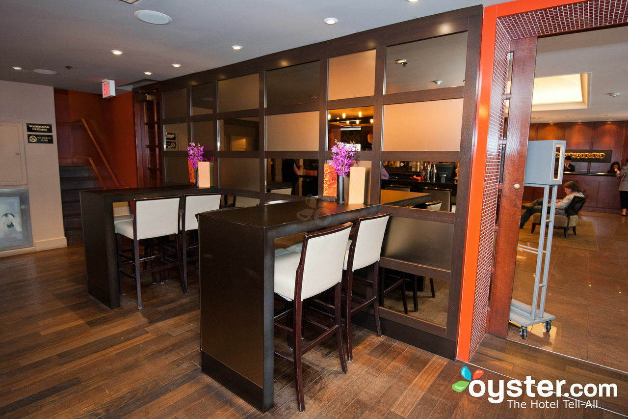 Cambridge Suites Toronto Exterior photo